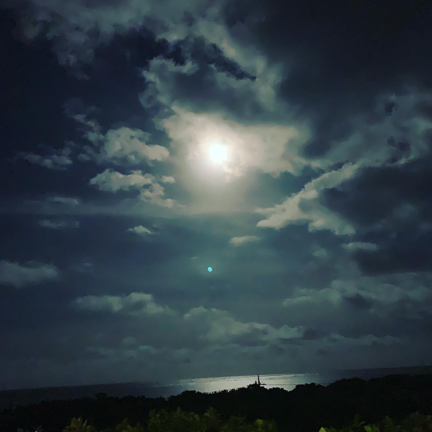 石垣毎日満月🌕ねー