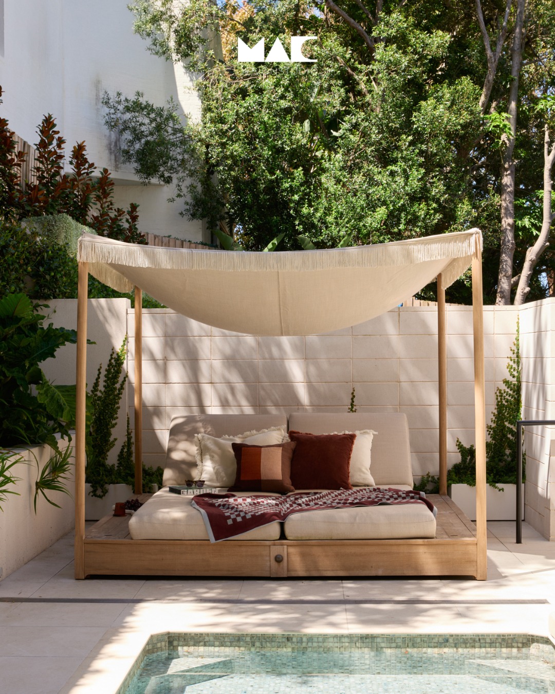 We designed this daybed as a place to pause, chill out, to enjoy this pool area.
#MACDesignStudio #InteriorArchitecture #AustralianDesign #Australia #InteriorDesign #InteriorStyling #Material #InteriorInspo